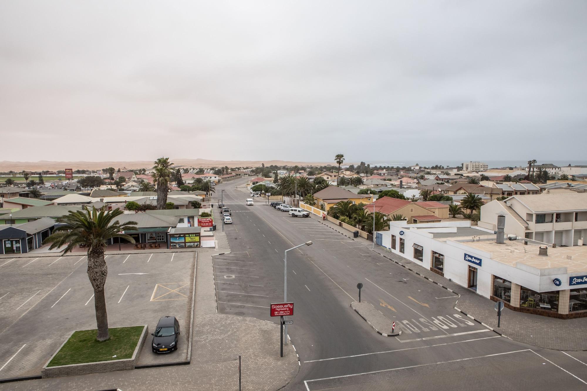 Swakopmund Plaza Hotel מראה חיצוני תמונה