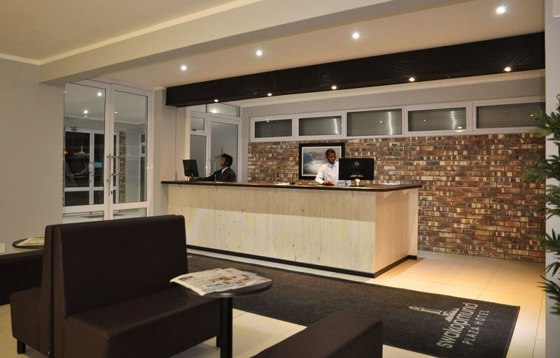 Swakopmund Plaza Hotel מראה חיצוני תמונה