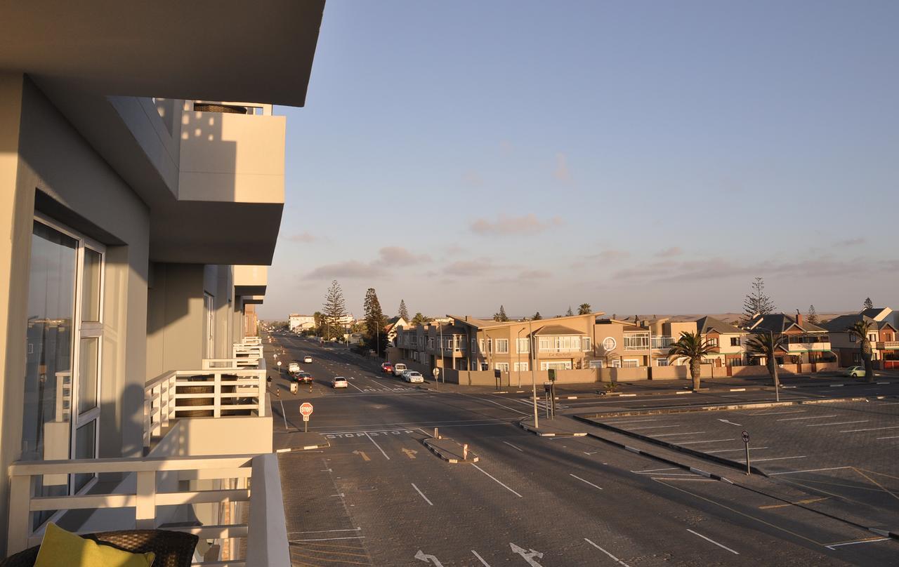 Swakopmund Plaza Hotel מראה חיצוני תמונה
