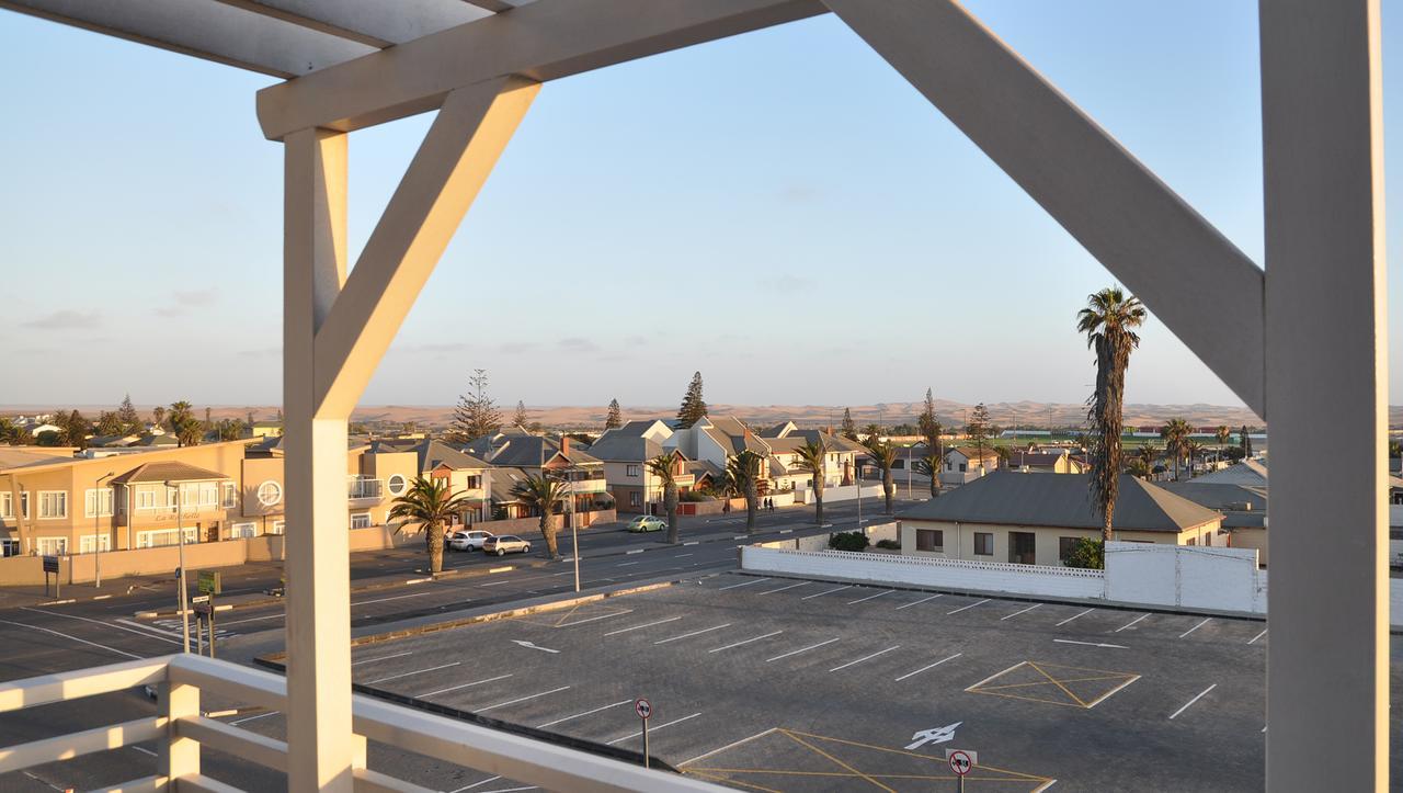 Swakopmund Plaza Hotel מראה חיצוני תמונה