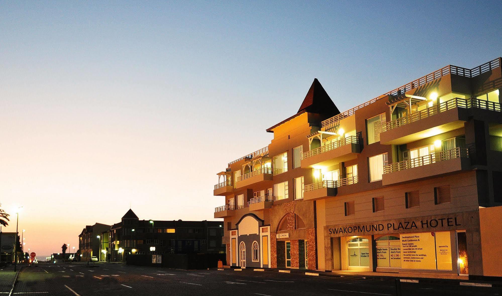 Swakopmund Plaza Hotel מראה חיצוני תמונה